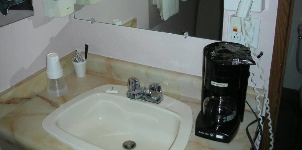 Cache Creek Inn Экстерьер фото