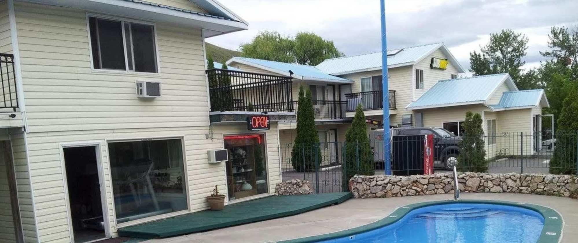 Cache Creek Inn Экстерьер фото